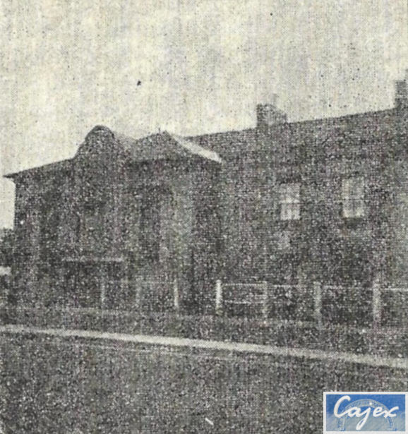 Picture showing Dennies East Terrace - copyright Cajex